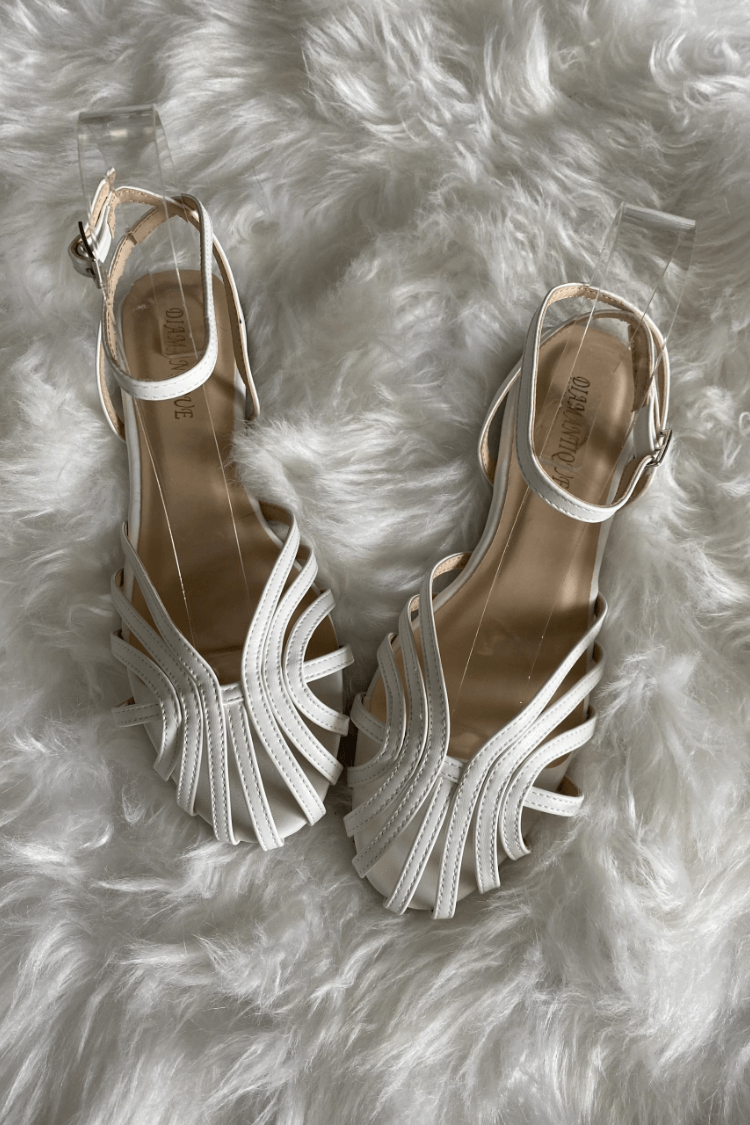 Sandalias Joya Vittoria | Brillo Dorado para Ocasiones Especiales
