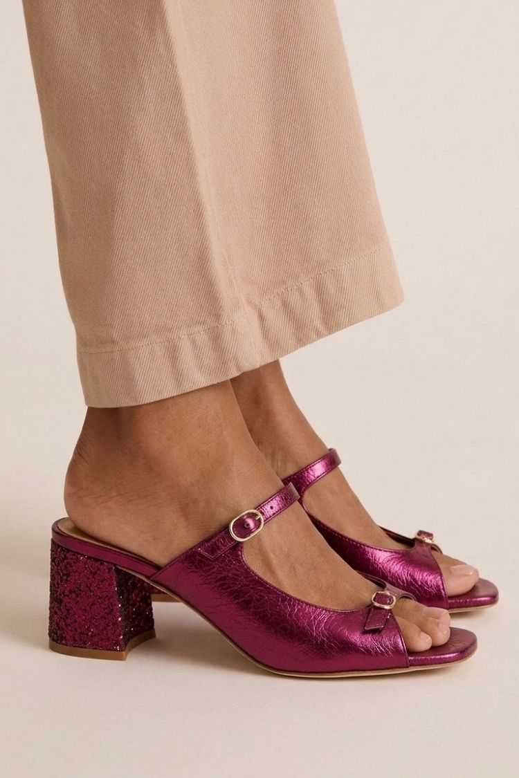 Sandalias Riviera Valentina | Elegancia Dorada para el Verano