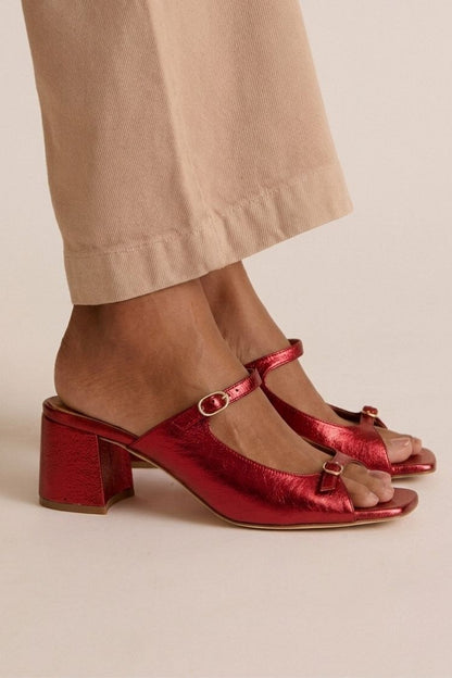 Sandalias Riviera Valentina | Elegancia Dorada para el Verano