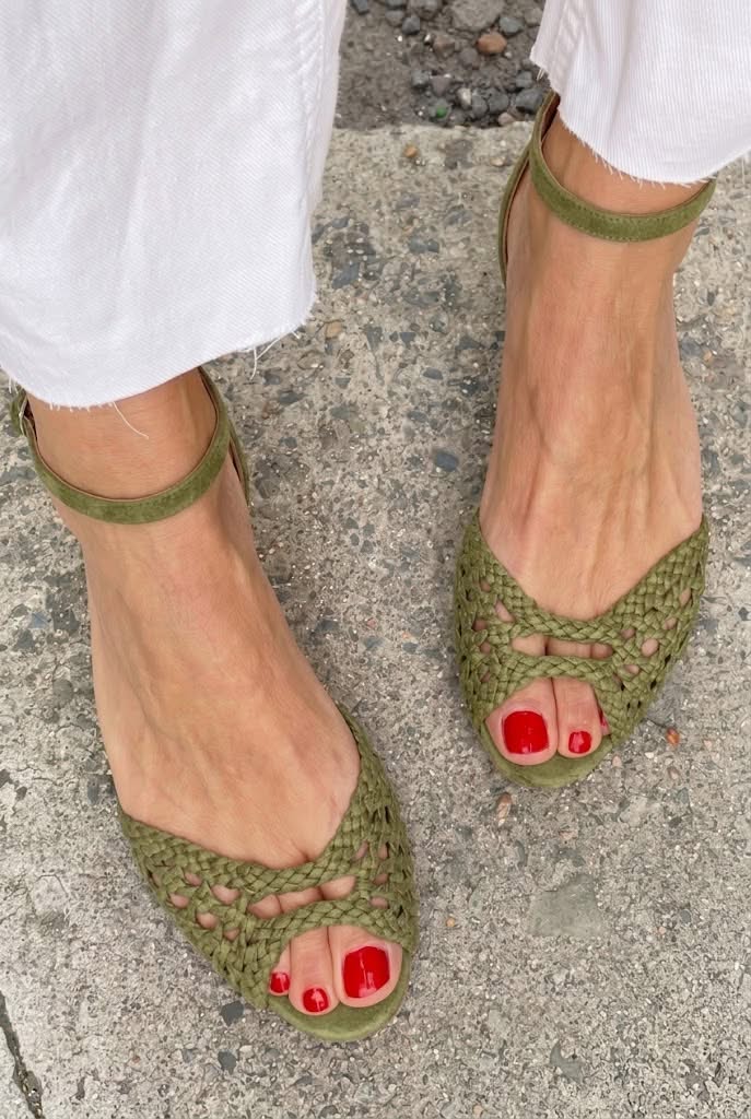 Sandalias Isadora Trenzadas | Doradas y Elegantes