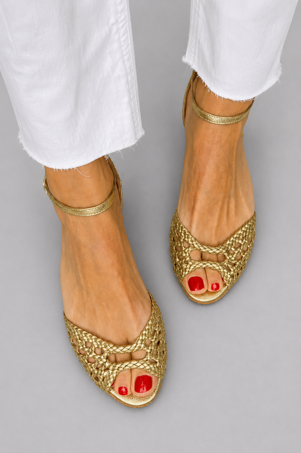 Sandalias Isadora Trenzadas | Doradas y Elegantes