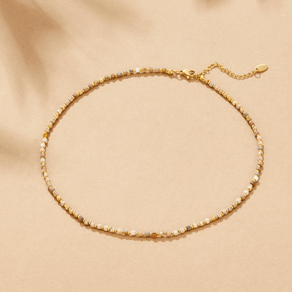 Collar Aroa puesto