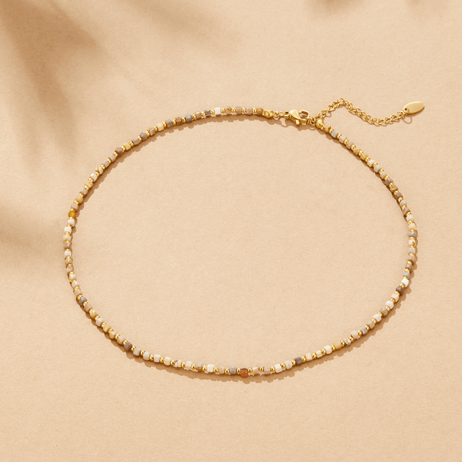 Collar Aroa puesto