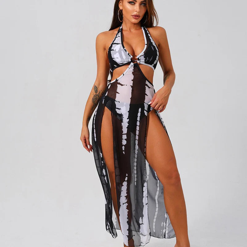 Traje de baño y vestido de playa