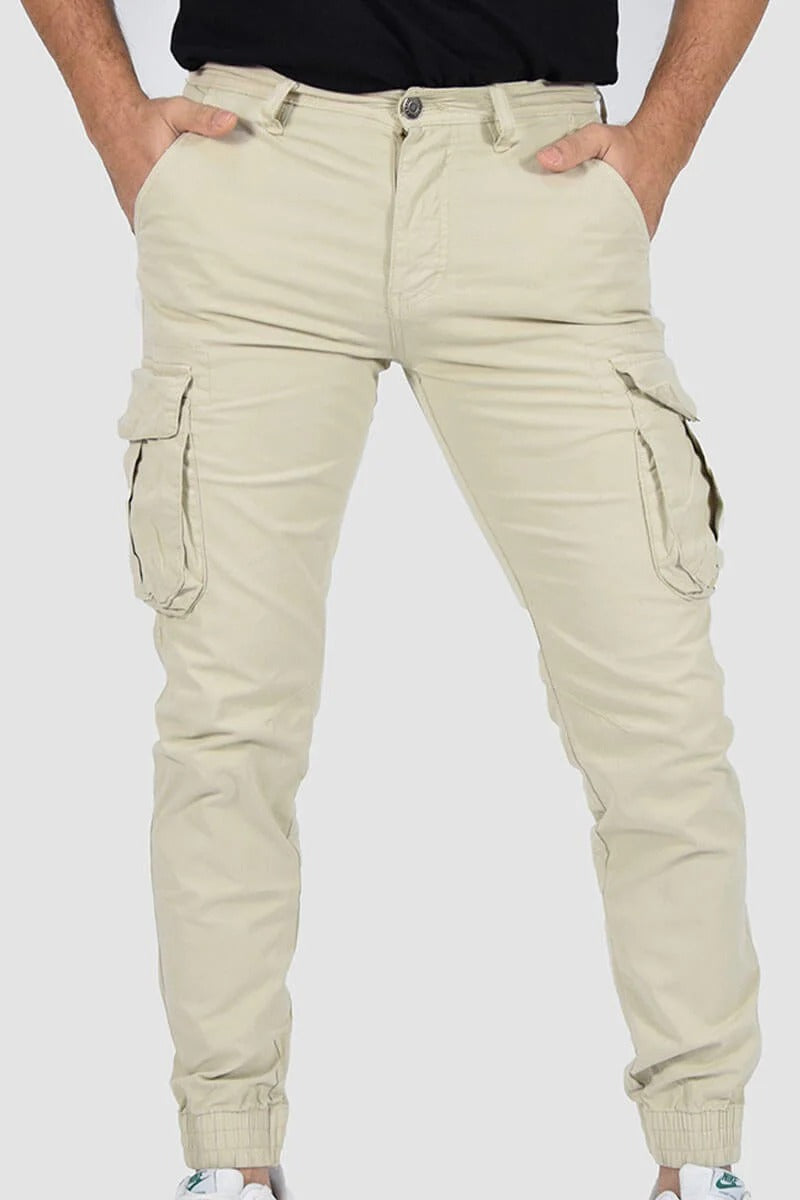 Pantalones con bolsillos y puños