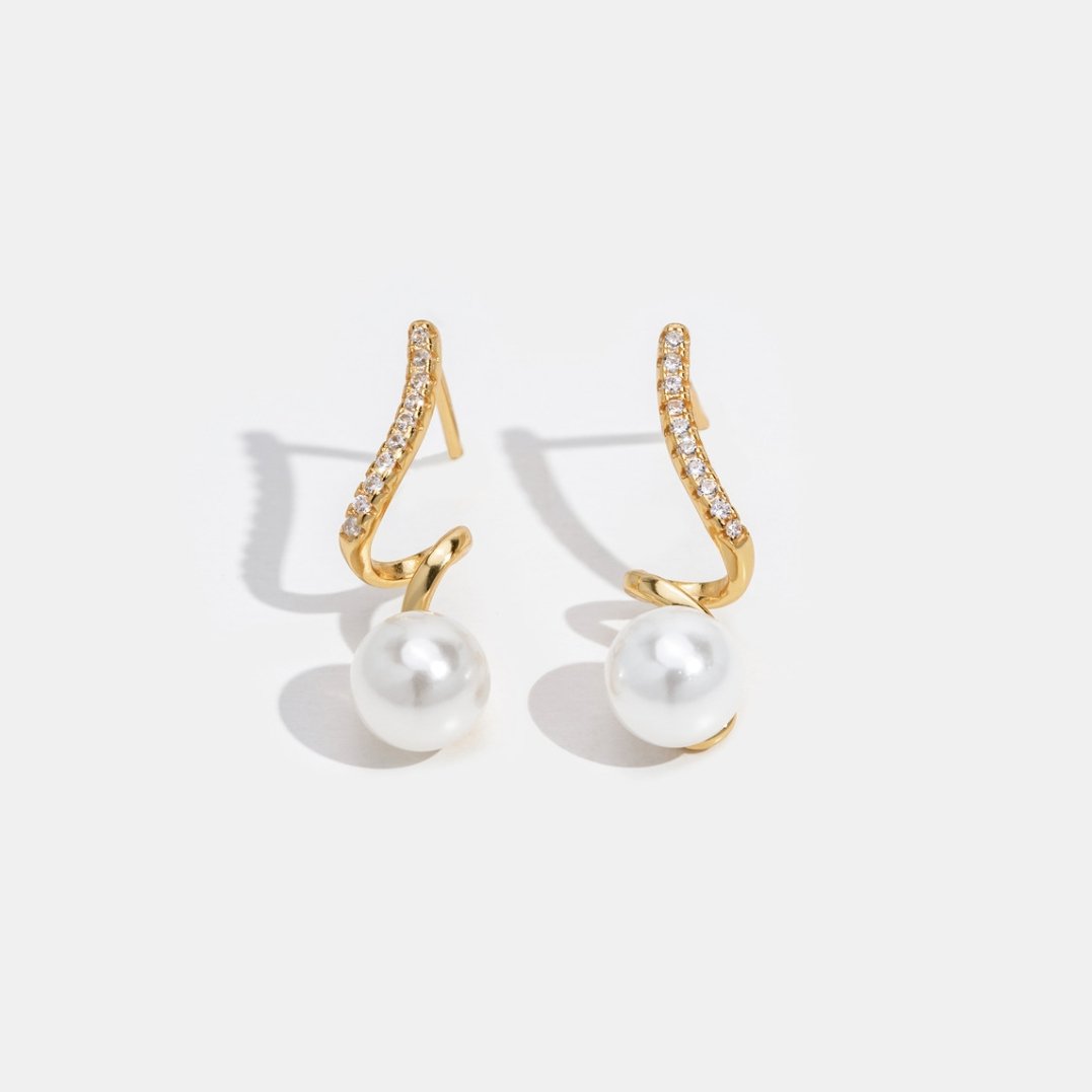 Pendientes Susana de onda con perla